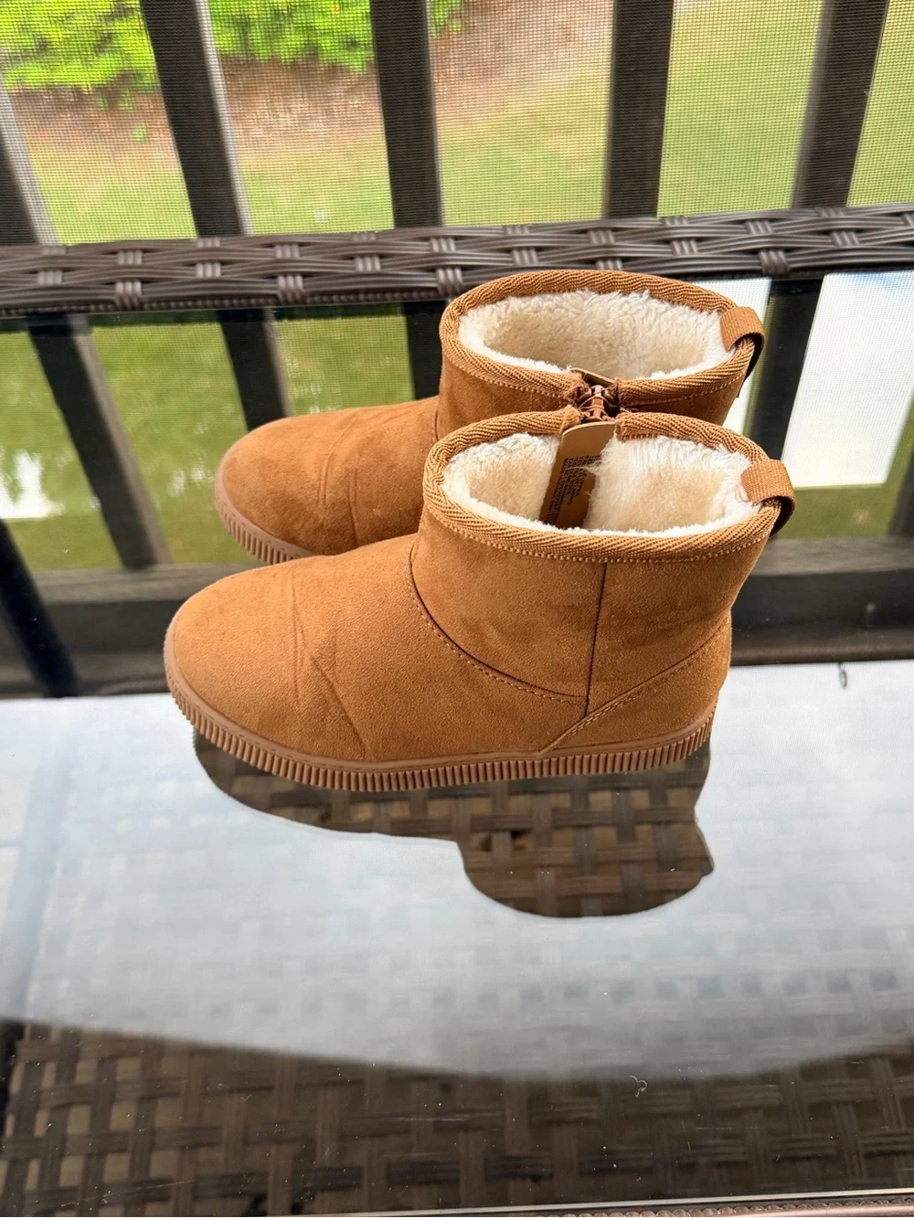 Cat and Jack Tan Faux-Suede Ankle Boots with Shearling Lining Size 11
